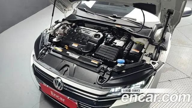 Volkswagen Arteon 2019 — Фото 6/20