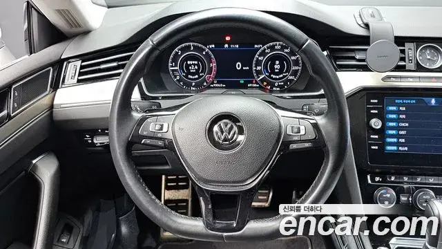 Volkswagen Arteon 2019 — Фото 13/20