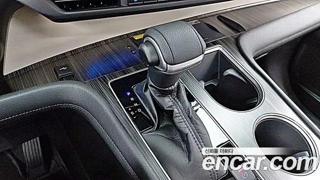 Toyota Sienna 2021 — Şəkil 11/20
