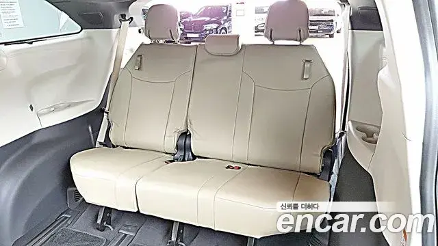 Toyota Sienna 2021 — Şəkil 12/20