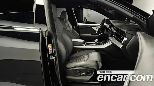 Audi Q7 2021 — Фото 12/20