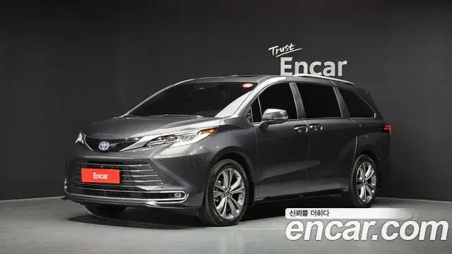 Toyota Sienna 2025 — ფოტო 9/39