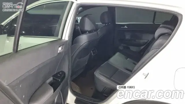 Kia Sportage The Bold 2019 — Фото 11/18
