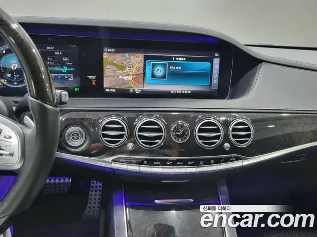Mercedes-Benz S-Class 2018 — Фото 10/20