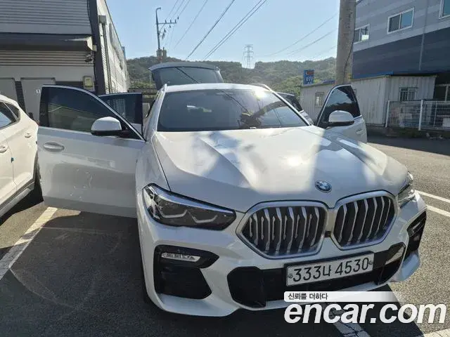 BMW X6 2020 — Фото 11/14