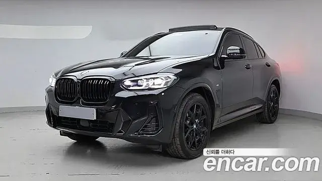 BMW X4 2023 — Фото 10/20