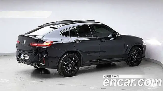 BMW X4 2023 — Фото 3/20