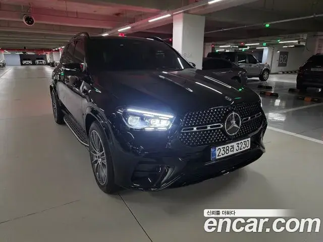 Mercedes-Benz GLE-Class 2026 — Фото 2/10