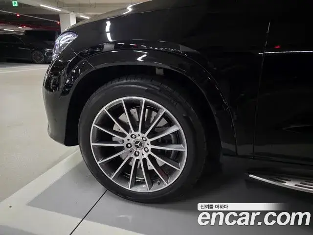 Mercedes-Benz GLE-Class 2026 — Фото 7/10