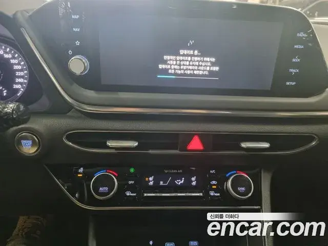 Hyundai Sonata 2022 — Фото 17/20