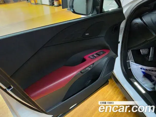 Lexus RX500h 2025 — Photo 13/18