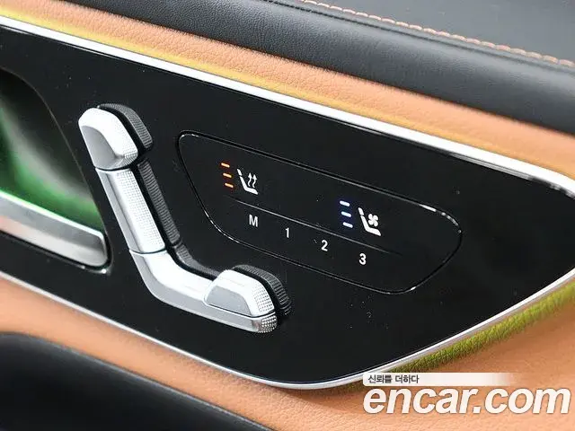 Mercedes-Benz GLC-Class 2023 — Фото 4/20