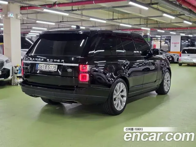 Land Rover Range Rover 2022 — Фото 4/20