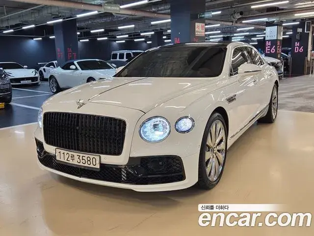 Bentley Flying Spur 2022 — Photo 19/20