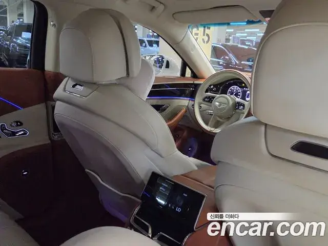 Bentley Flying Spur 2022 — Photo 16/20