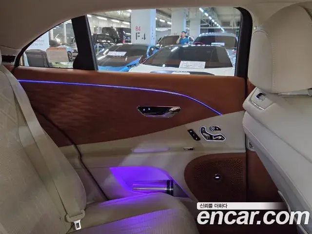 Bentley Flying Spur 2022 — Photo 14/20