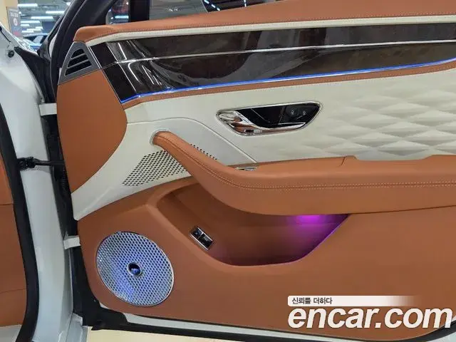 Bentley Flying Spur 2022 — Photo 13/20