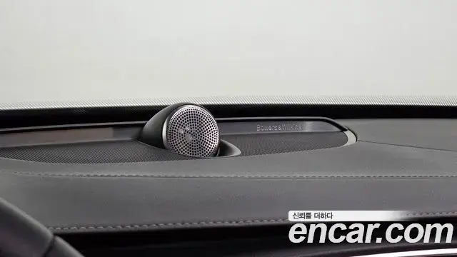 Volvo XC90 2023 — Şəkil 30/34