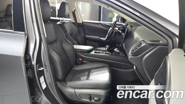 Lexus NX450h+ 2023 — Photo 18/31