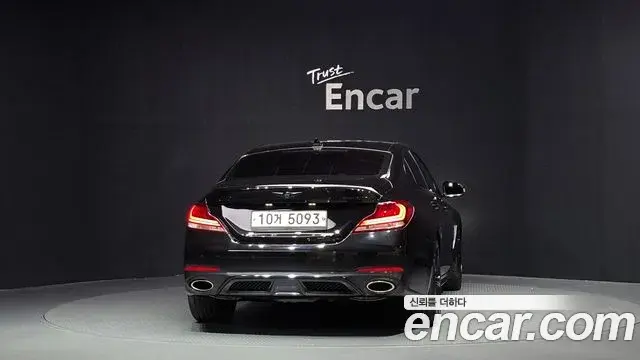 Genesis G70 2018 — Photo 5/20