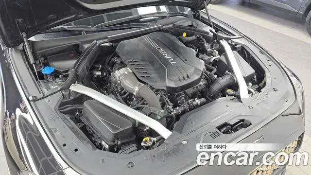 Genesis G70 2018 — Photo 10/20
