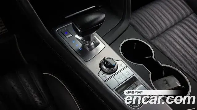Genesis G70 2018 — Photo 17/20
