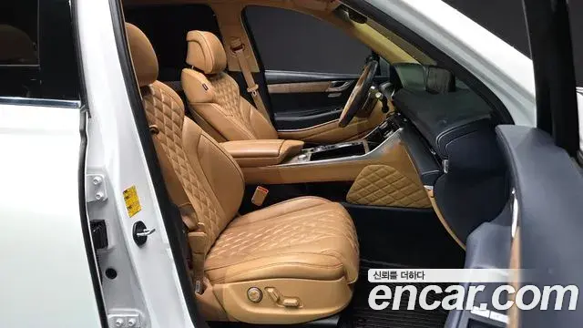 Genesis GV80 2020 — ფოტო 25/37