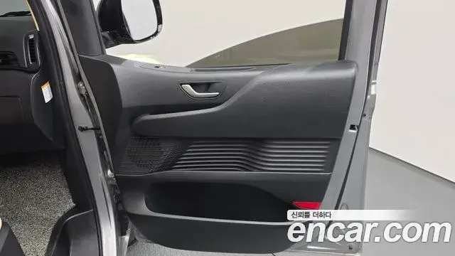 Hyundai Staria 2024 — Şəkil 11/30