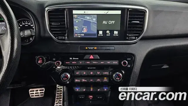 Kia Sportage The Bold 2019 — Фото 13/20