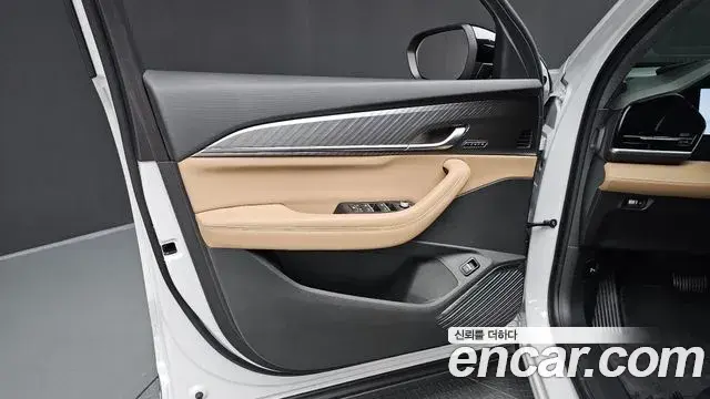 Renault Samsung Grand Koleos 2025 — ფოტო 1/38