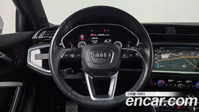 Audi Q3 2020 — Фото 13/20