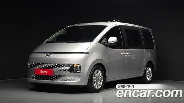 Hyundai Staria 2021 — Фото 1/20