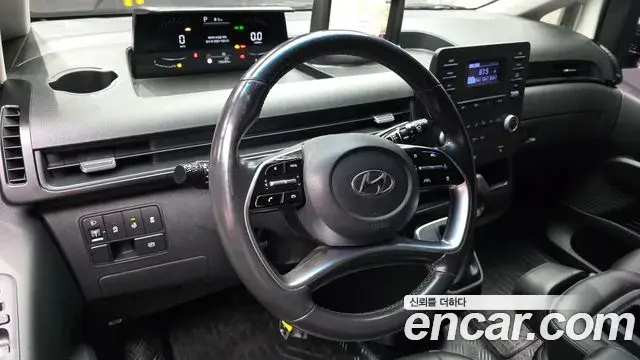 Hyundai Staria 2021 — Фото 13/20