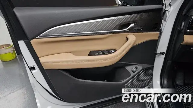 Renault Samsung Grand Koleos 2025 — Photo 33/35