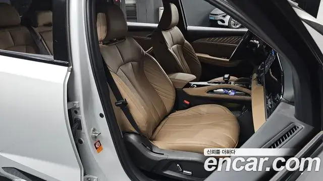 Renault Samsung Grand Koleos 2025 — Photo 17/35