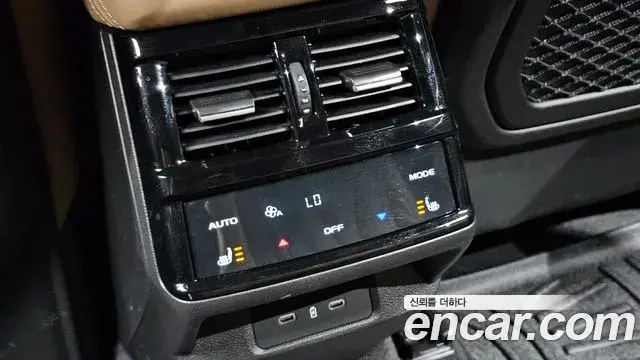 Renault Samsung Grand Koleos 2025 — Photo 3/35