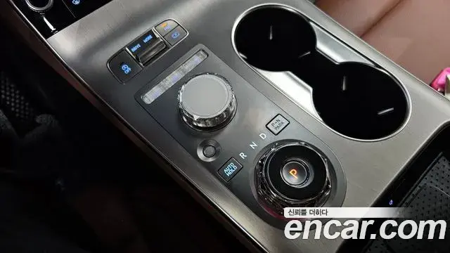 Genesis GV70 2026 — Şəkil 30/37