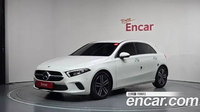 Mercedes-Benz A-Class 2022 — Фото 1/20