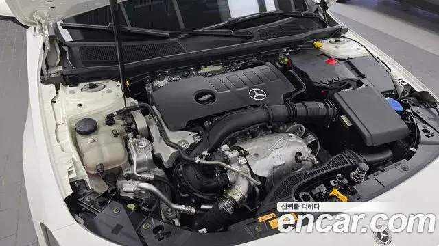 Mercedes-Benz A-Class 2022 — Фото 6/20