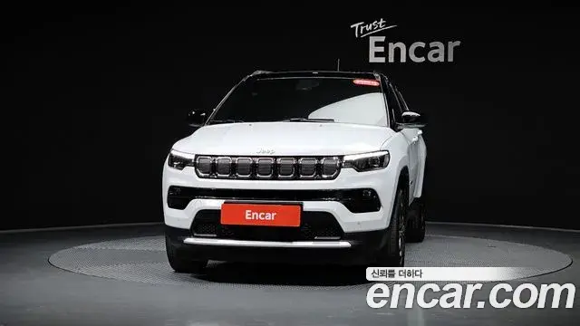 Jeep Compass 2022 — Фото 3/20