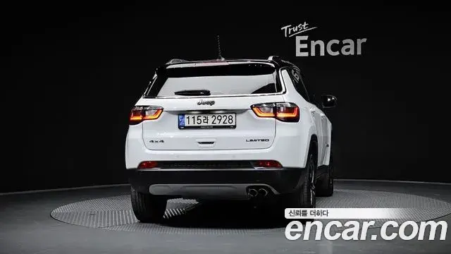 Jeep Compass 2022 — Фото 4/20
