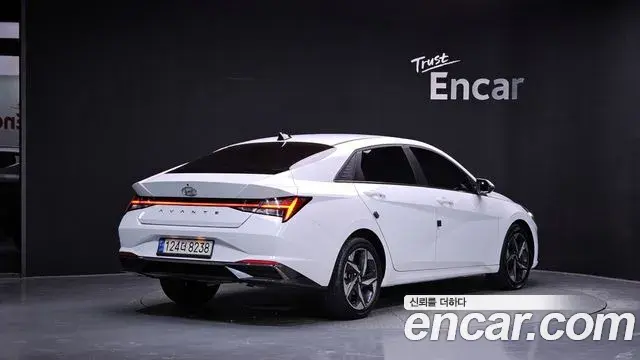Hyundai Avante 2020 — Фото 2/20
