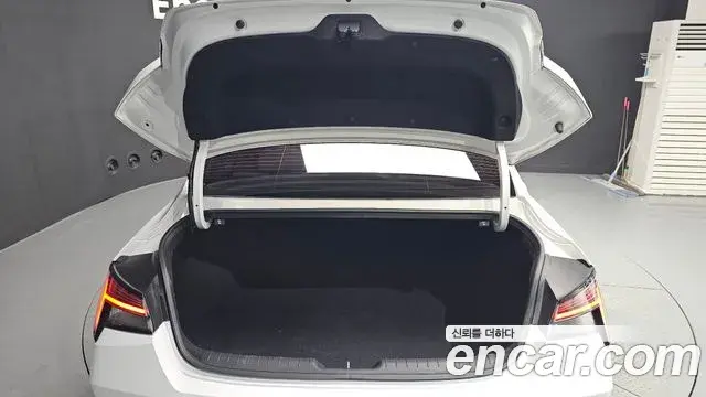 Hyundai Avante 2020 — Фото 20/20