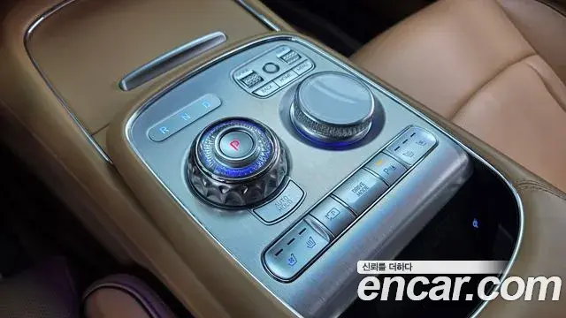 Genesis G90 2022 — Фото 9/20