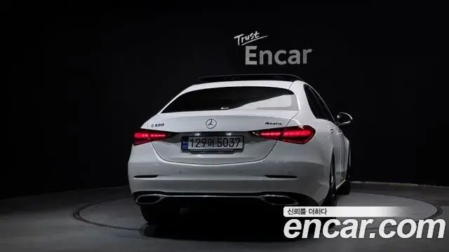 Mercedes-Benz C-Class 2024 — Фото 4/20