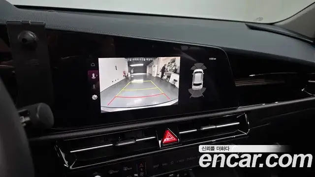 Kia Niro 2022 — ფოტო 7/31