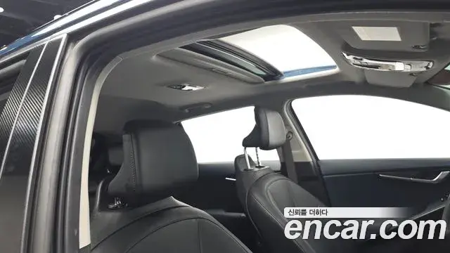 Kia Niro 2022 — ფოტო 15/31