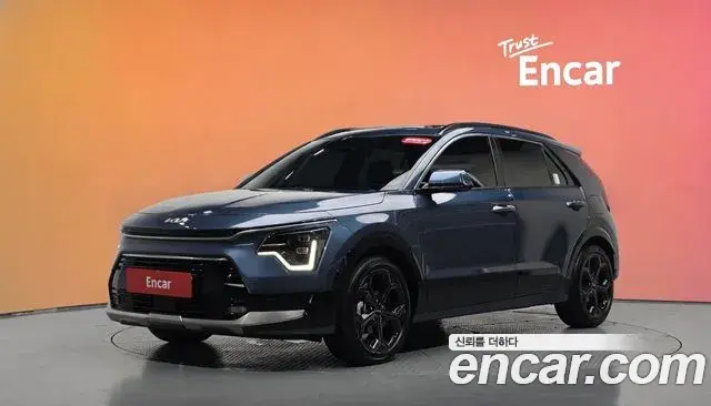 Kia Niro 2022 — ფოტო 9/31
