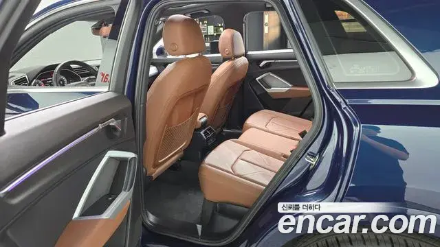 Audi Q3 2020 — Фото 11/20