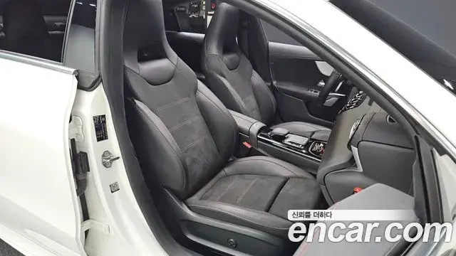 Mercedes-Benz CLA-Class 2020 — Фото 10/20